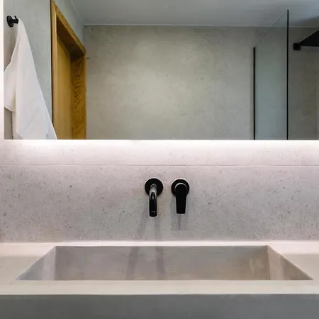 فيلة Allure Retreat